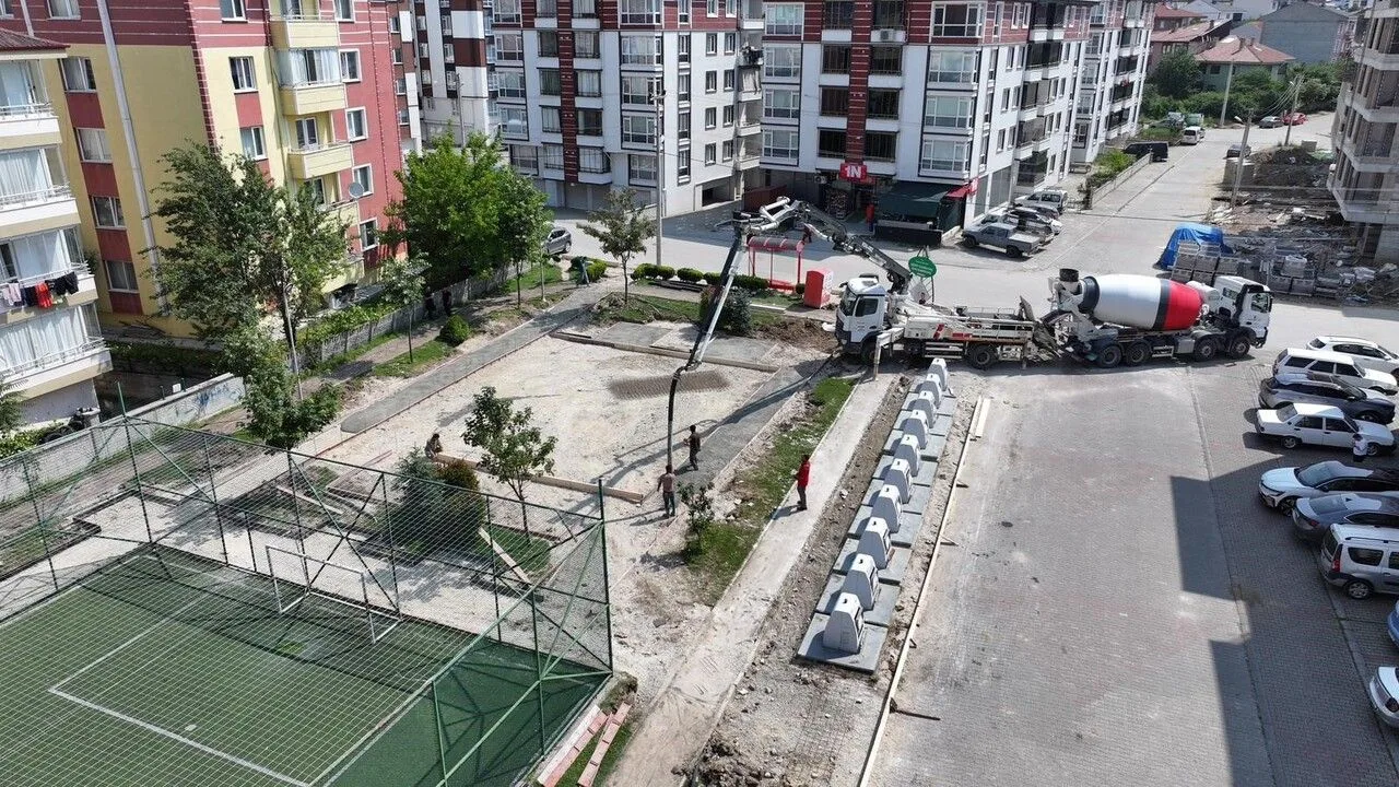 Şehit Ziya Sarpkaya Parkı’nda Oyun Alanları Yenileniyor!