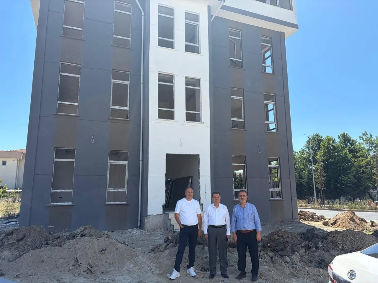 Kaymakam Gürdal, Kapaklı'daki Kur’an Kursu İnşaatını İnceledi