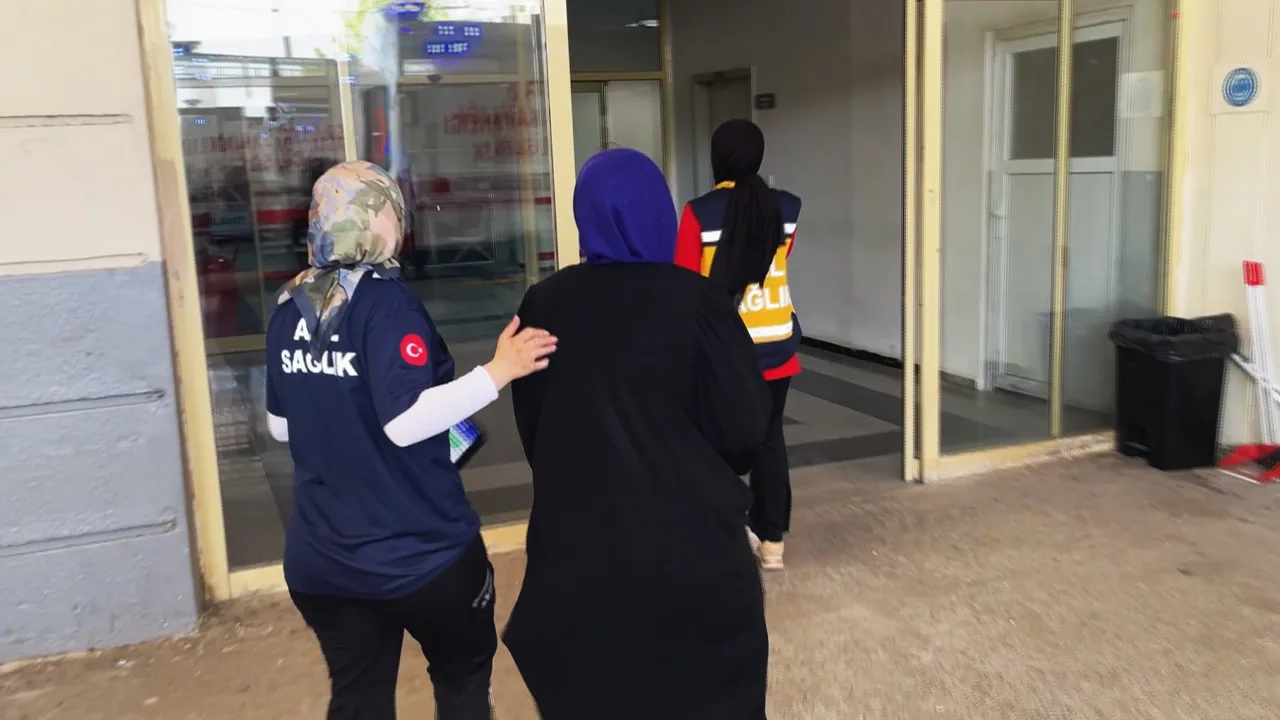 Siverek'te Tarım İşçileri Yemekten Hastanelik Oldu
