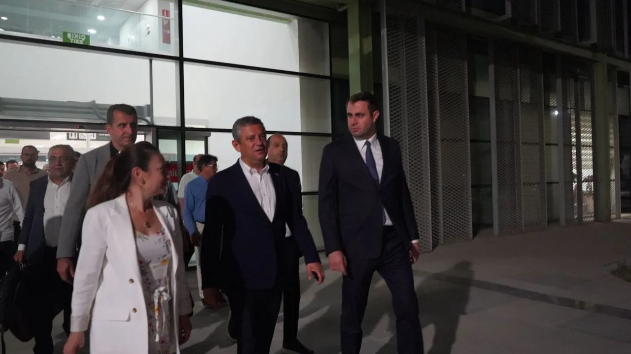 Çağatay Güç'ten İzmir'e Özgür Özel Daveti!